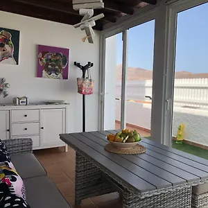 https://villa-carpediem-tarajalejo-con-jacuzzi.in-canary-islands.com